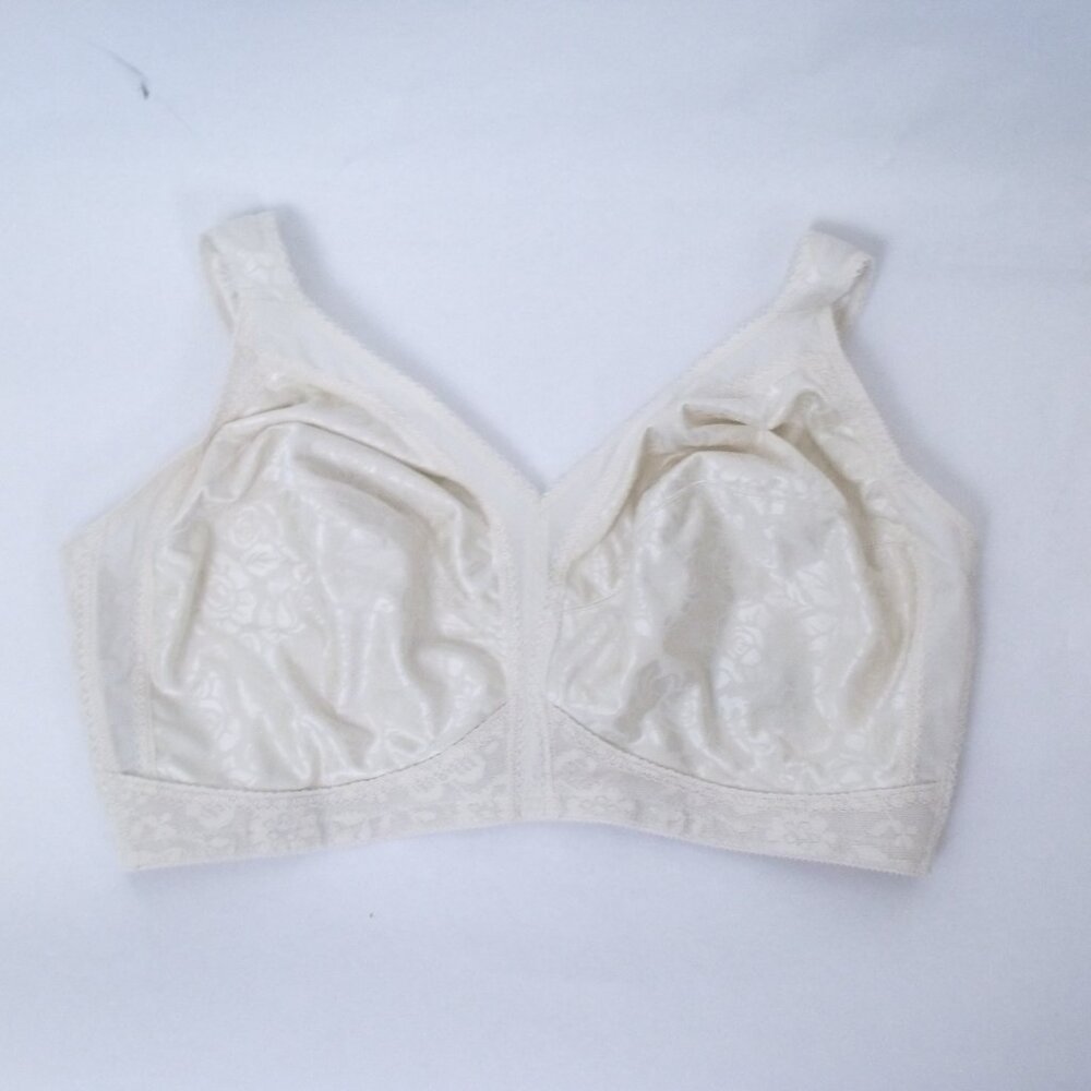 Playtex 18 Hour Beige Bra 4693